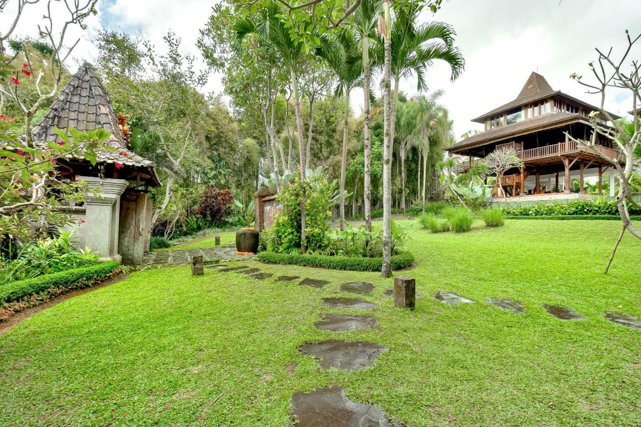 Villa Atas Awan Payangan Exterior photo