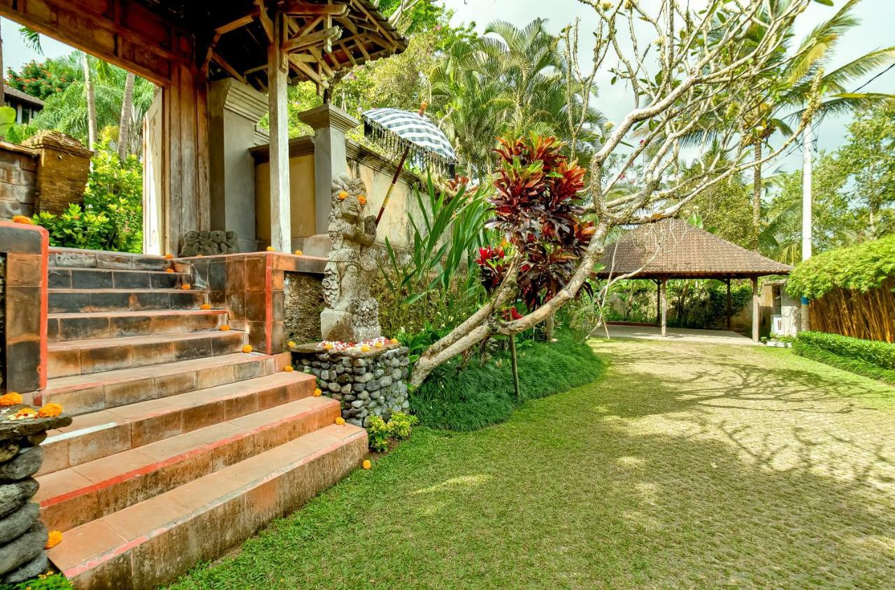 Villa Atas Awan Payangan Exterior photo