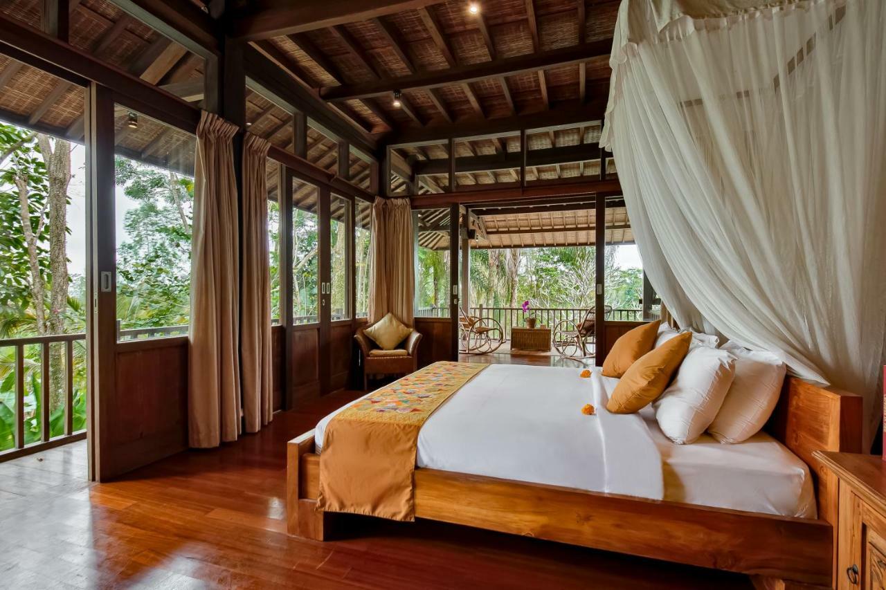 Villa Atas Awan Payangan Exterior photo