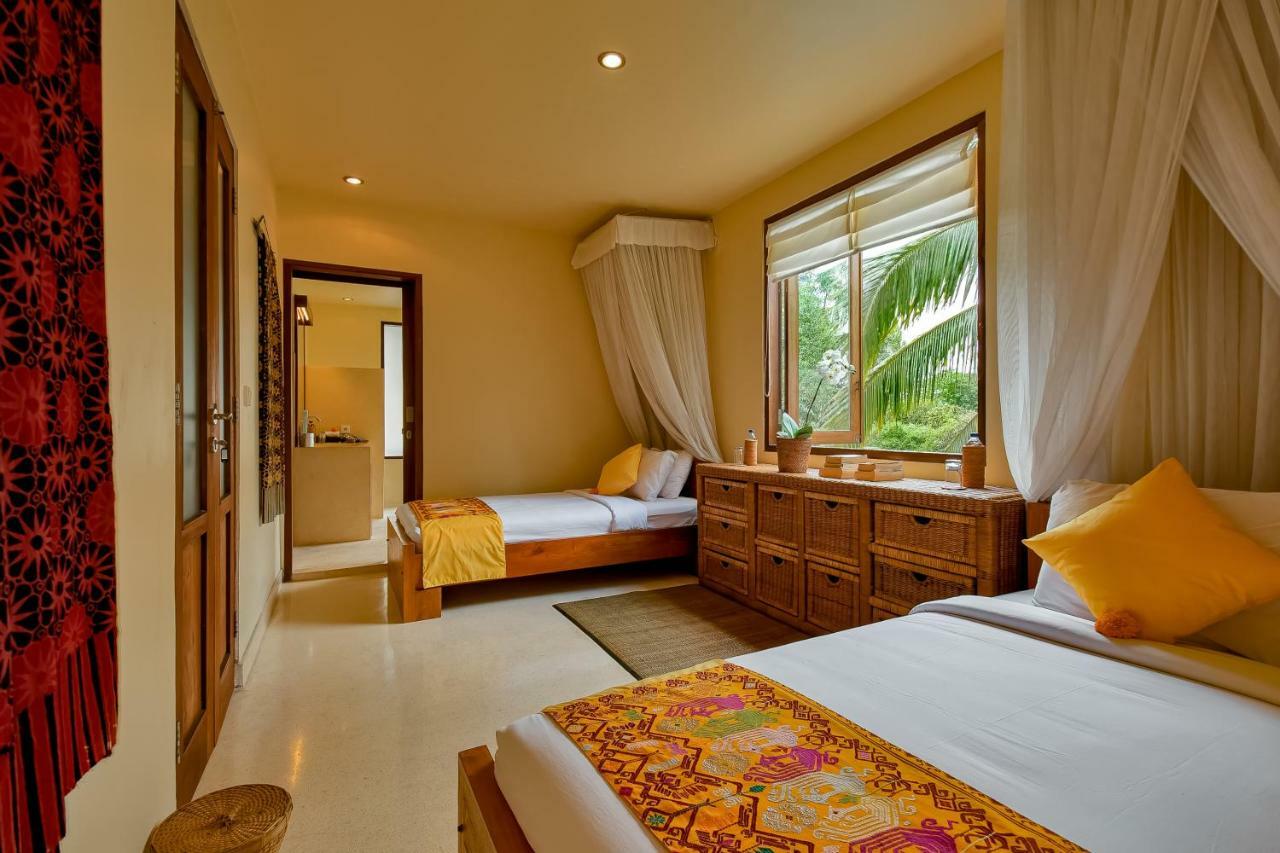 Villa Atas Awan Payangan Exterior photo