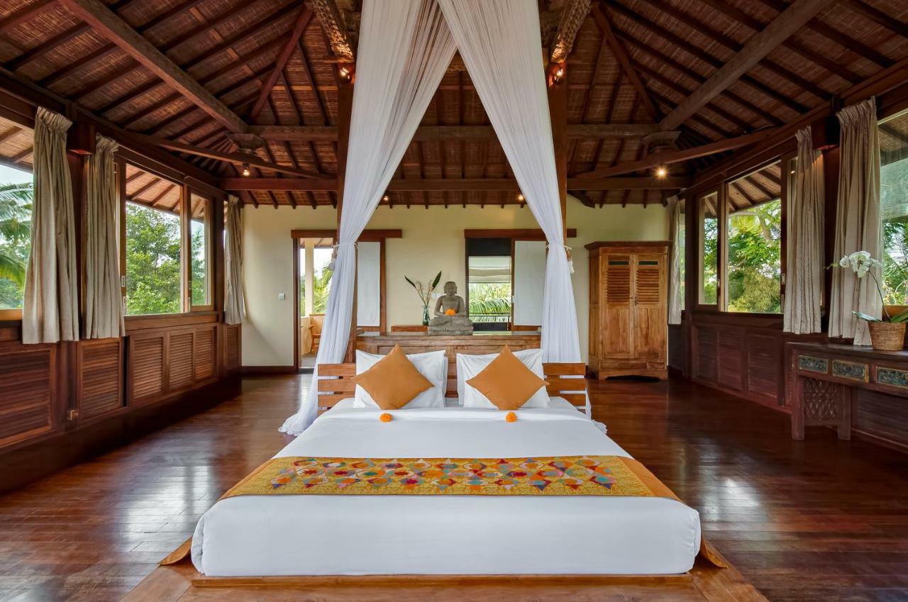 Villa Atas Awan Payangan Exterior photo
