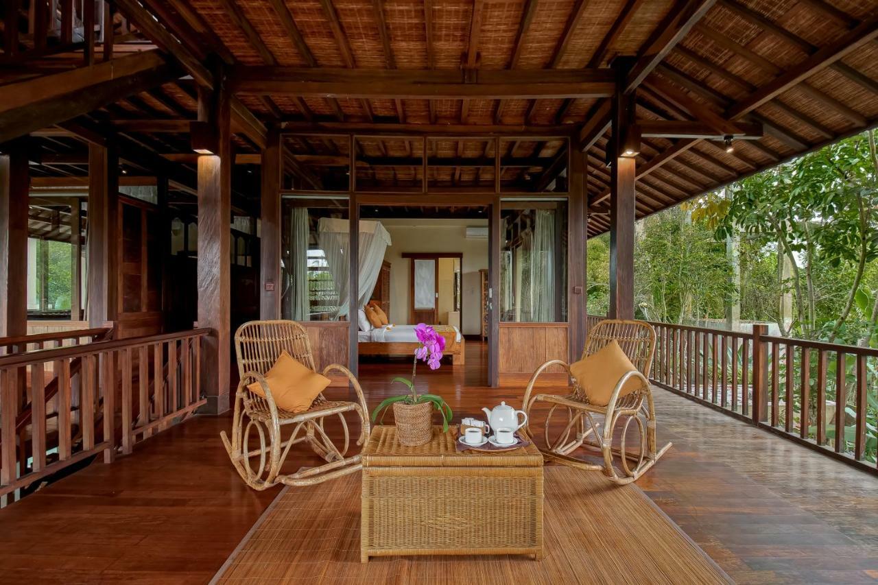 Villa Atas Awan Payangan Exterior photo